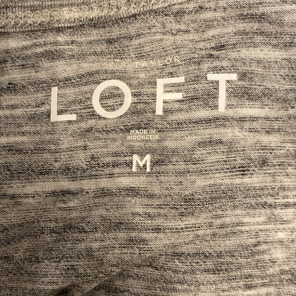 LOFT Tank Top | Flowy Space Dye Soft Knit | Gray Sleeveless Tunic Length Size M - Picture 7 of 7